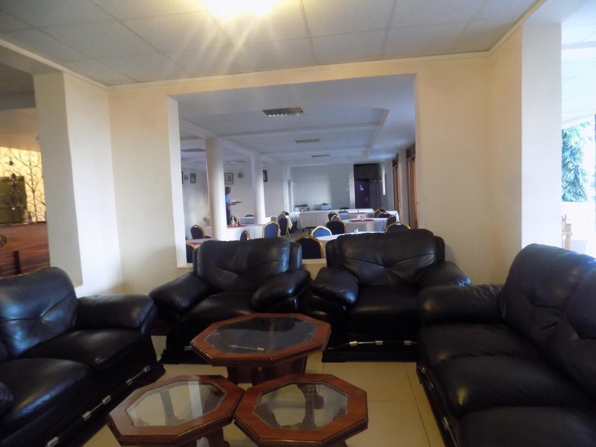 Kayegi Hotel Mbale 外观 照片