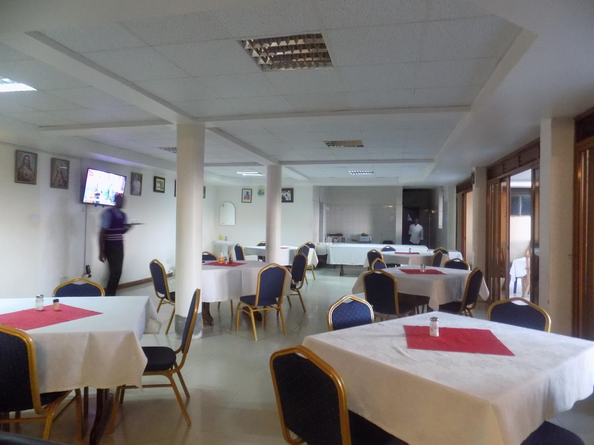 Kayegi Hotel Mbale 外观 照片