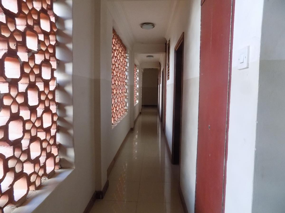 Kayegi Hotel Mbale 外观 照片