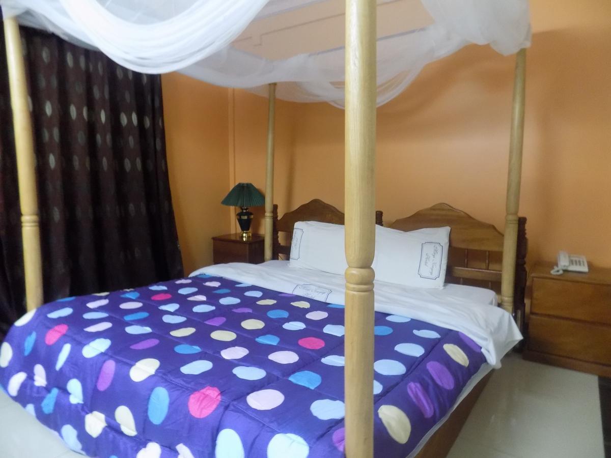 Kayegi Hotel Mbale 外观 照片