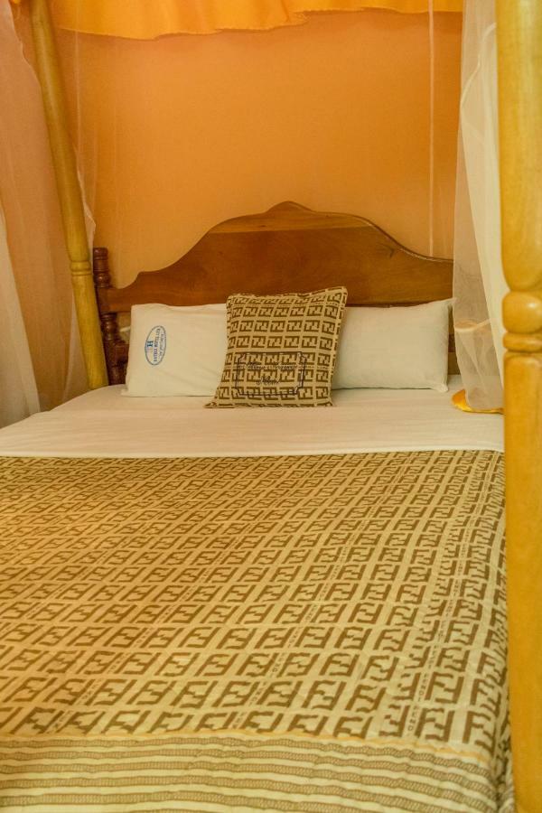 Kayegi Hotel Mbale 外观 照片