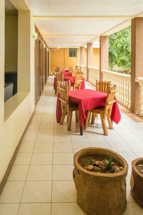 Kayegi Hotel Mbale 外观 照片