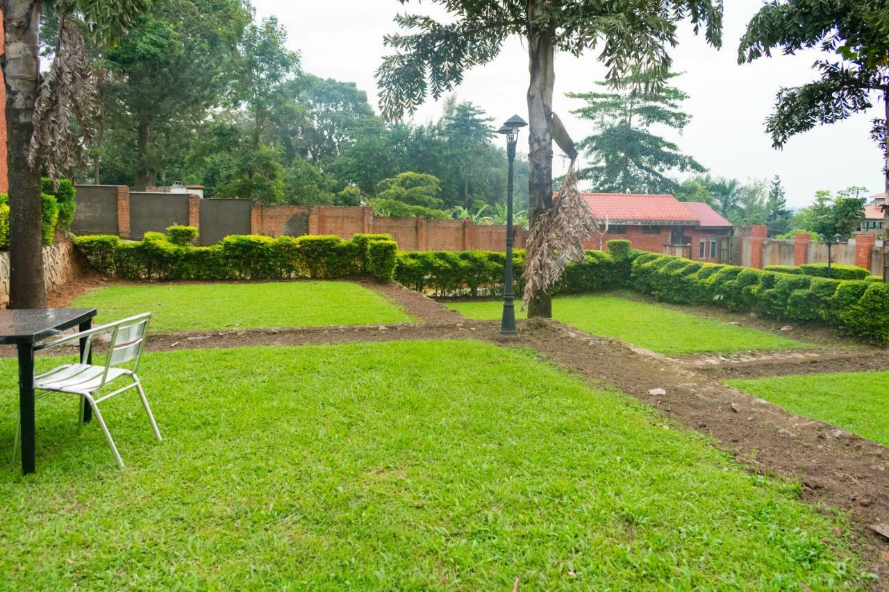 Kayegi Hotel Mbale 外观 照片