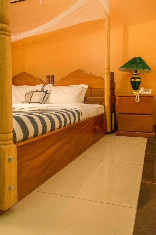 Kayegi Hotel Mbale 外观 照片
