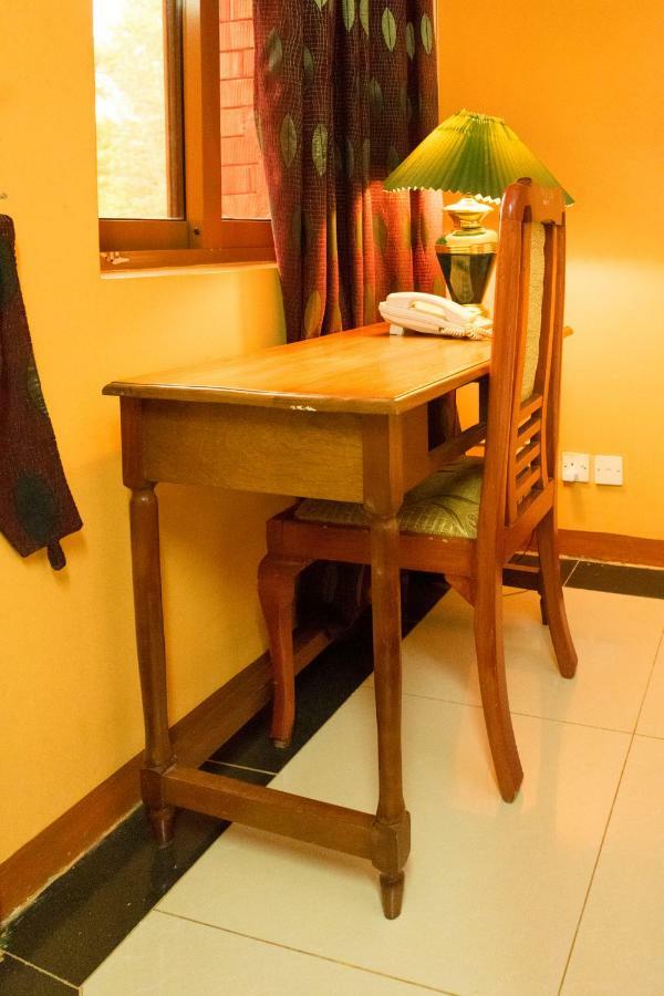 Kayegi Hotel Mbale 外观 照片