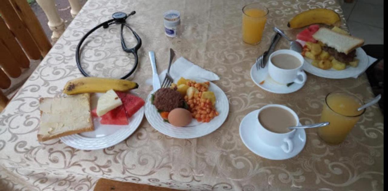 Kayegi Hotel Mbale 外观 照片